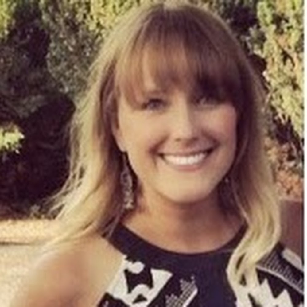 Meet your Posher, Erin l